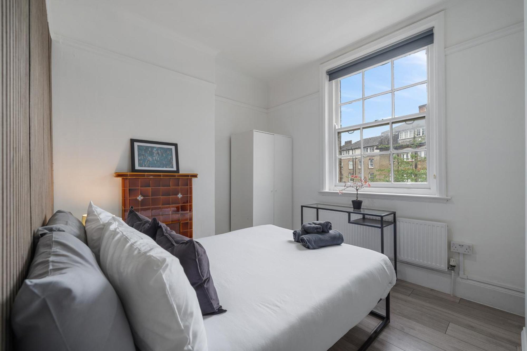 The Chalton Funk-In Kings Cross Apartment London Ngoại thất bức ảnh