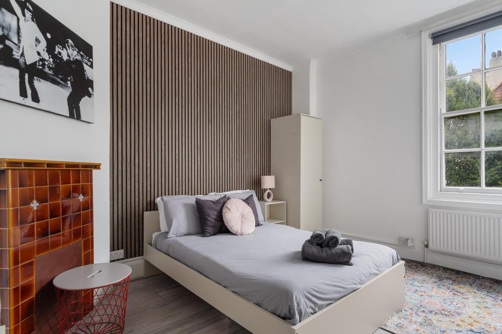 The Chalton Funk-In Kings Cross Apartment London Ngoại thất bức ảnh