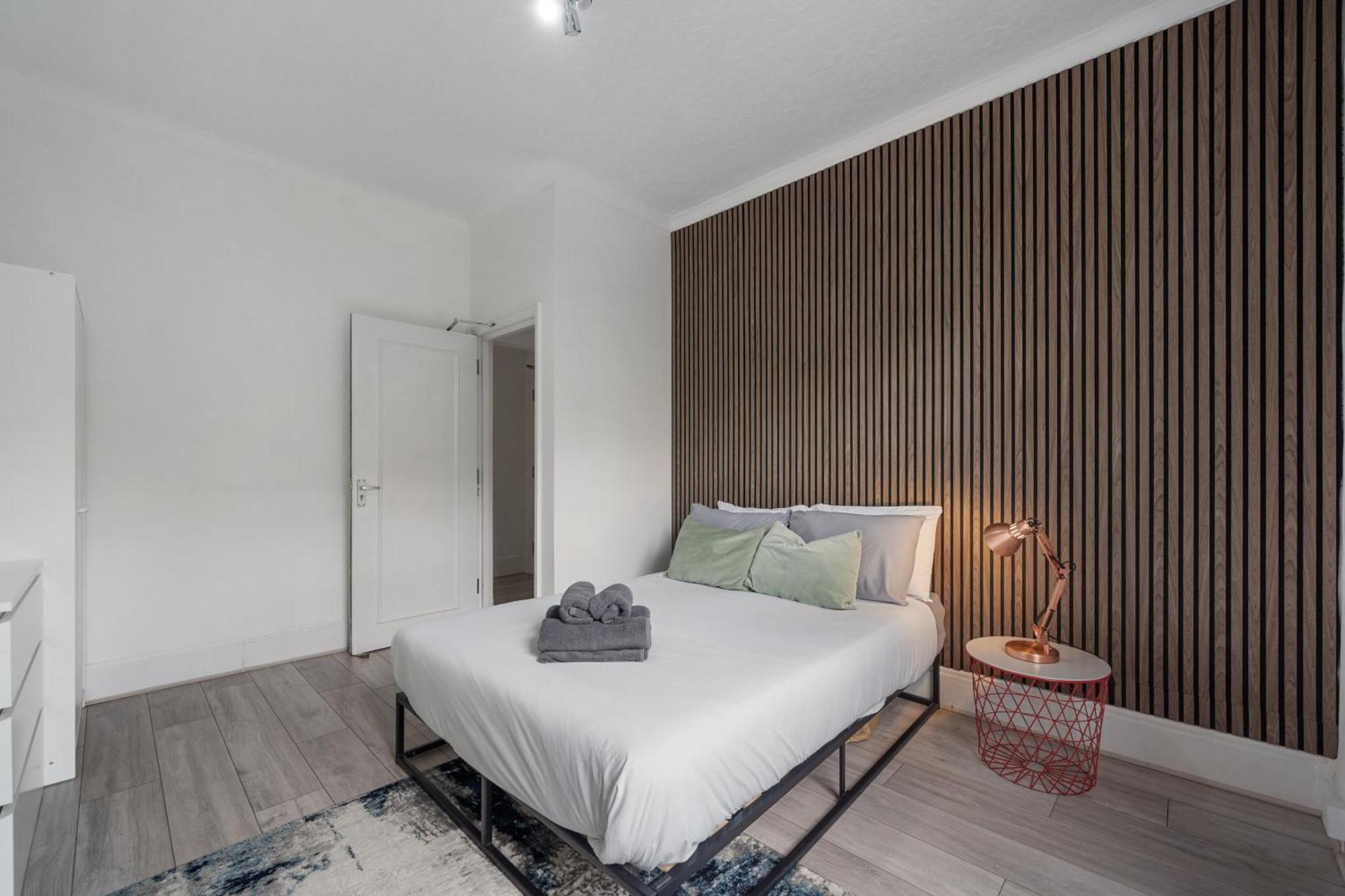The Chalton Funk-In Kings Cross Apartment London Ngoại thất bức ảnh